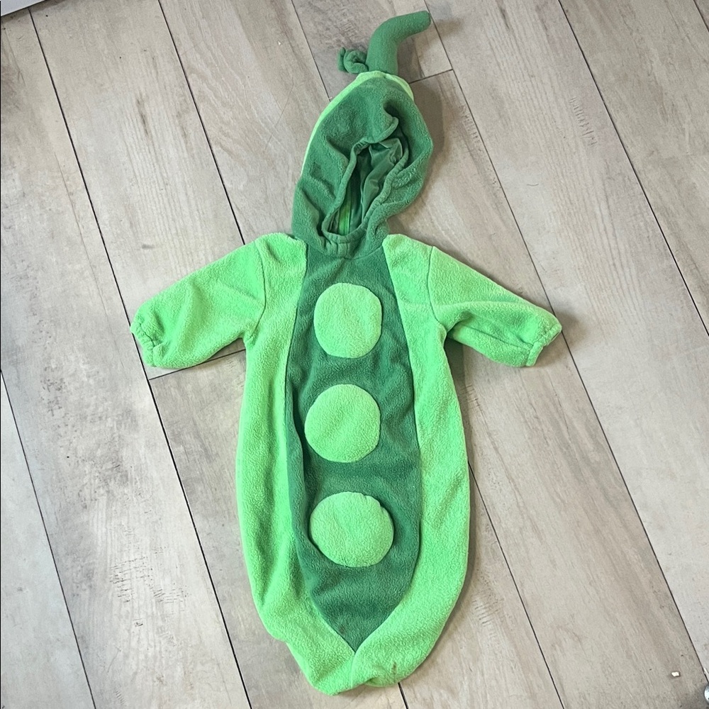 Warm Green Sweet Pea Pod Kids One Piece Costume